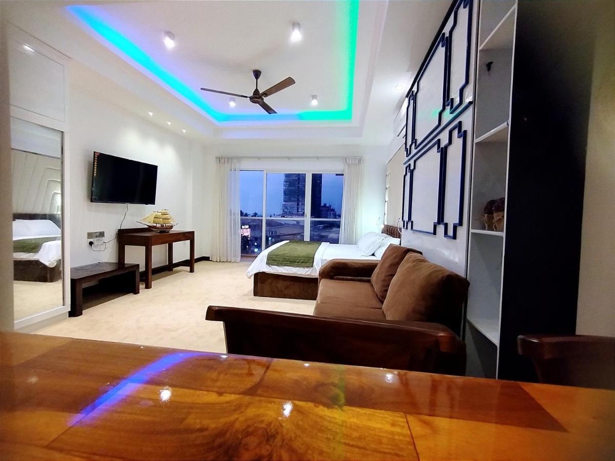 Ocean Breeze Condo By Lake Infinity Негомбо Екстериор снимка